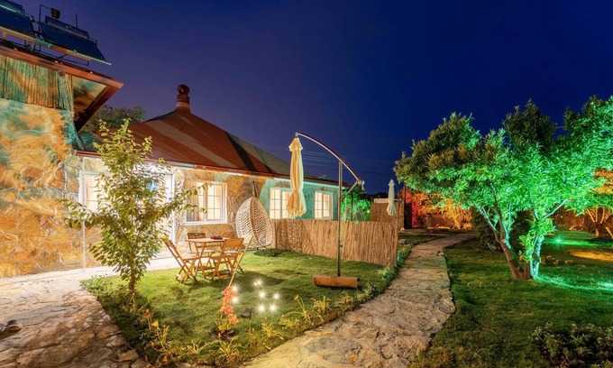 Kepez House | Cozy Bedroom, Livingroom and Fully Equipped Kitchen 10 minutes walking to Beach