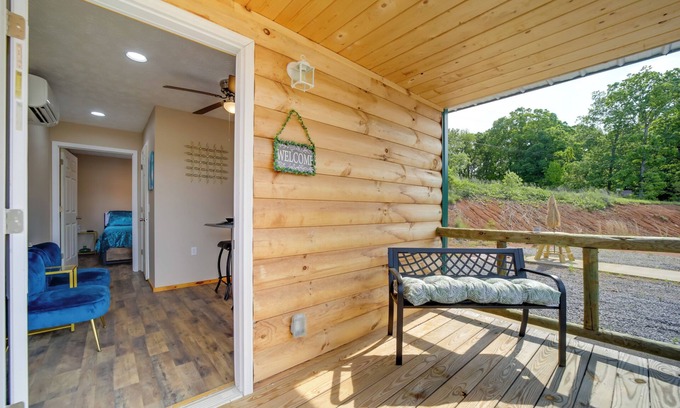 Newport Cabin | Cozy Cabin in the Smokies - Great for Couples!