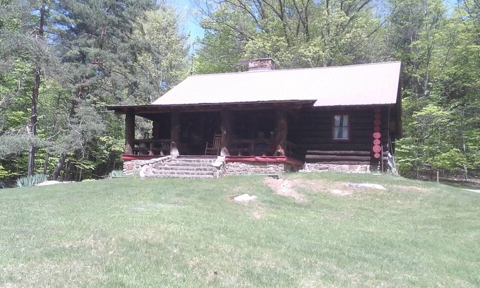 Lake Luzerne Cabin | Cozy cabin in the woods