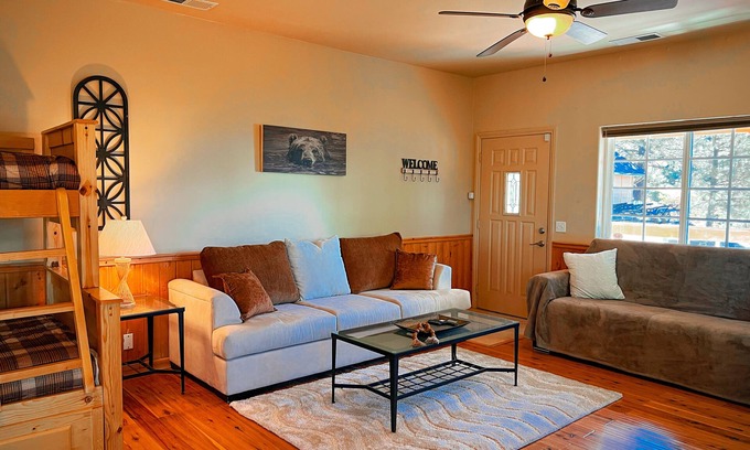Running Springs Cabin | Cozy cabin near Snow Valley ski resort and Santa's Village