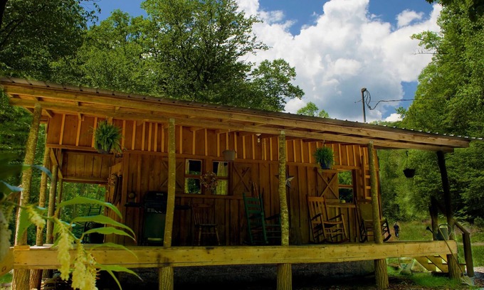 Robbinsville Cabin | Cozy Cabin next to Creek with Private Waterfall, Lake Access and Hot tub.