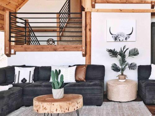 Pine Mountain Club Villa | Cozy Cabin Rental in Pine Mountain Club California
