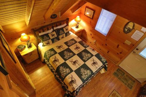 Helen House | Cozy cabin w/fireplace 3 minutes to Helen! #2.