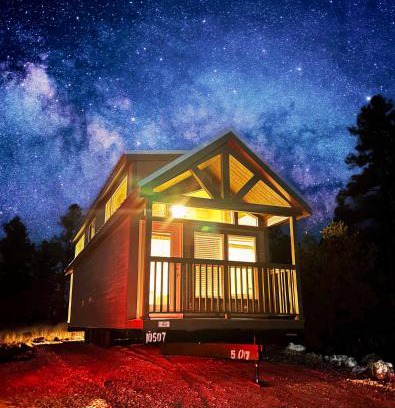 Williams Ski Chalet | Cozy Cabins with a mountain view 1A