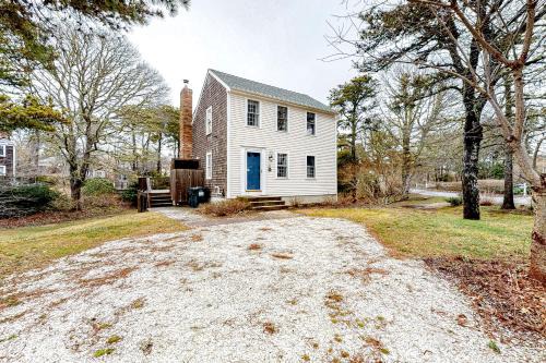 West Chatham House | Cozy Cape Time