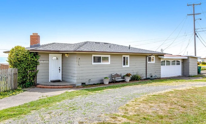 Bodega Bay House | Cozy Carmet Cottage