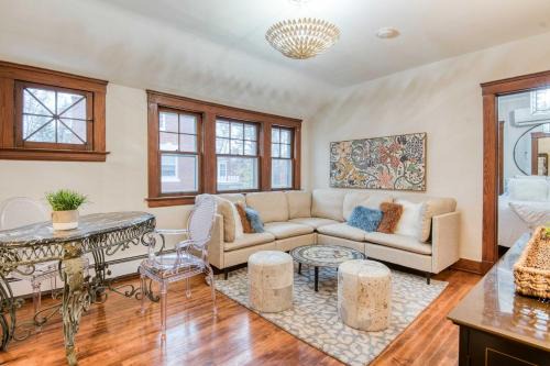 Cleveland House | Cozy Carriage House Retreat Cleveland Heights