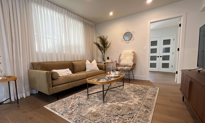 Elysian Heights House | Cozy Casita .5 mi from Dodger Stadium and Echo Park Lake