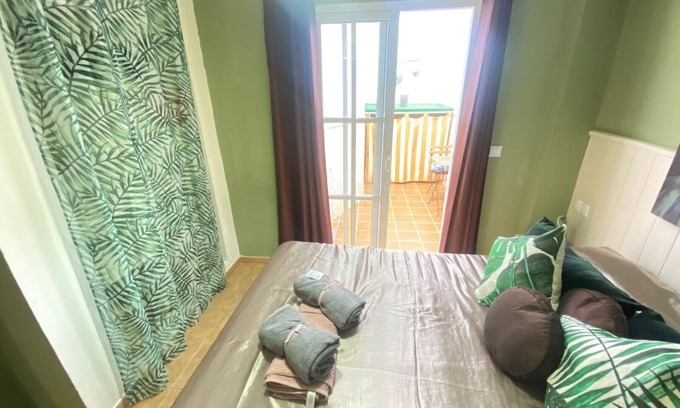 Punta Umbria Apartment | Cozy central apartment near the beach