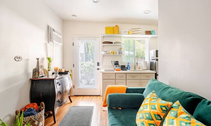 Altadena House | Cozy City Mountain Hide Away!