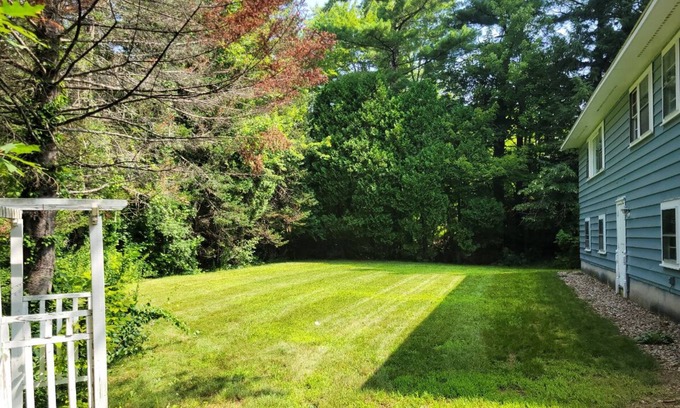 Meredith House | Cozy & Comfortable: Family-Friendly Retreat in Meredith