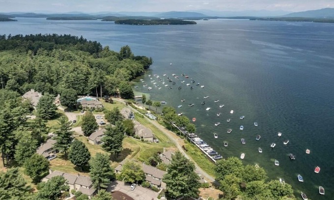 Gilford Condo | Cozy Condo at Lake Winnipesaukee- Available all seasons!
