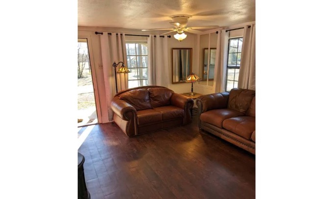 Mena House | Cozy Cottage: In the Heart of Mena