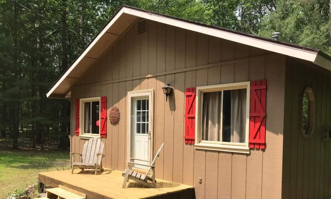 Lewiston Cabin | Cozy Cottage in the Pines
