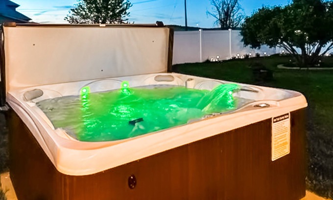 Touchet House | Cozy dog-friendly home, with W/D and a hot tub, walk to wineries next door
