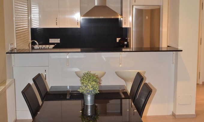 La Coruna Condo | Cozy downtown apartment near Riazor. In all luxury