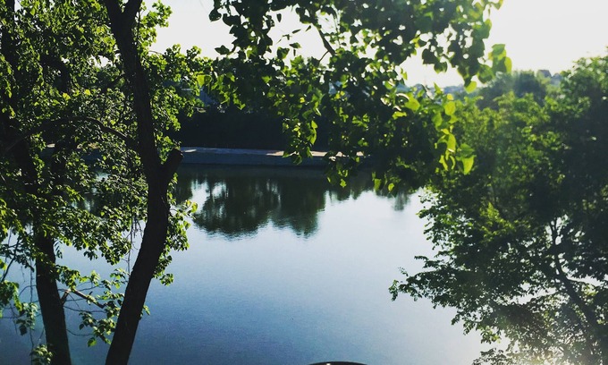 North Capitol Condo | Cozy Downtown Condo on the River! Walk to Broadway and Germantown!