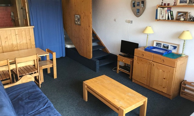 Arc-1600 Apartment | Cozy Duplex for 7 in Arc 1600, Close to Pistes & Shops, Valley View, Pet-Friendly