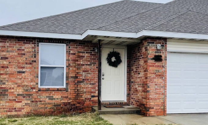 Seymour Apartment | Cozy duplex in quiet neighborhood right down the road from city park.