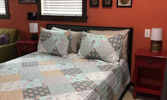 King William Apartment | Cozy Efficiency Studio/B near DownTown
