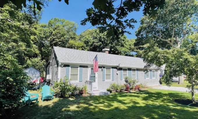North Falmouth House | Cozy Falmouth Summer Rental - Less than 1 mile from the beach! Pets considered!