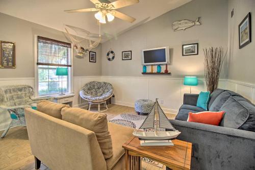 Whitemarsh Island House | Cozy Family-Friendly Home Near Historic District!
