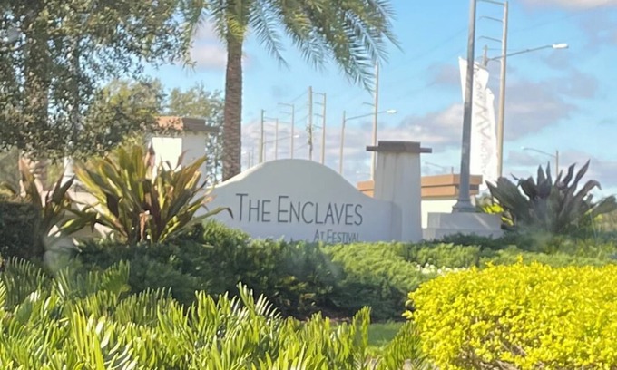 Davenport House | Cozy family-friendly townhome close to Disney