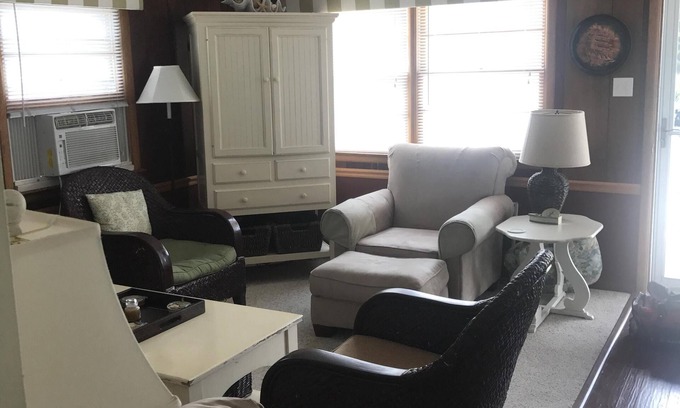 North Beach Haven House | Cozy Family Rental Just 4 Houses from Beachfront Fun!