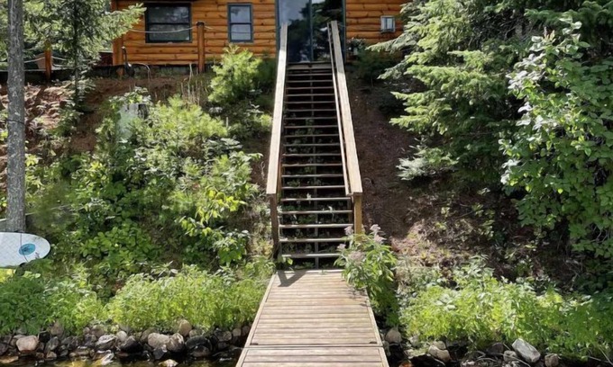 Arbor Vitae Cabin | Cozy Fitz Cabin located on Big Arbor Vitae Lake