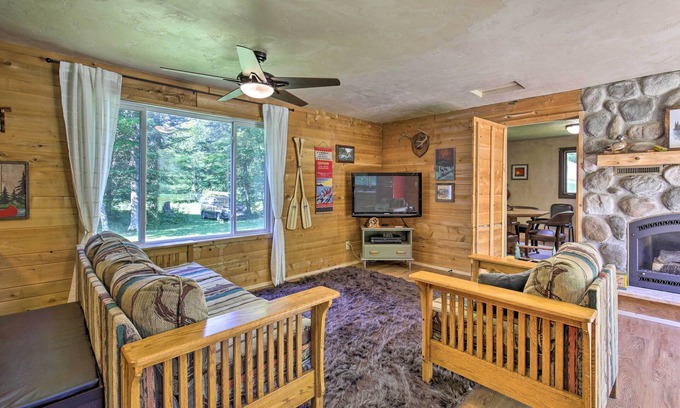 Florence Cabin | Cozy Florence Cabin, Proximity to Keyes Peak!