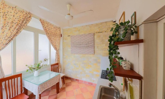 Hang Trong Apartment | Cozy Fun Homestay 12
