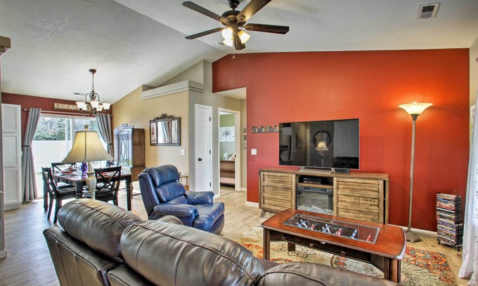 Coeur d'Alene House | Cozy Getaway w/Yard & Patio: 4 Mi to Hayden Lake!