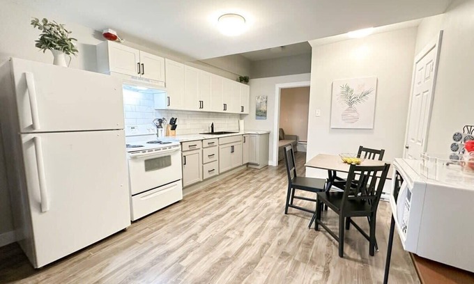 Saint John Apartment | Cozy Gorgeous Apartment in SJ w/Coffee Wi-FI