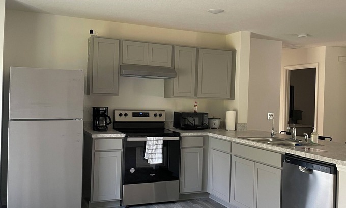Port Malabar House | Cozy Hidden Haven Home at Palm Bay