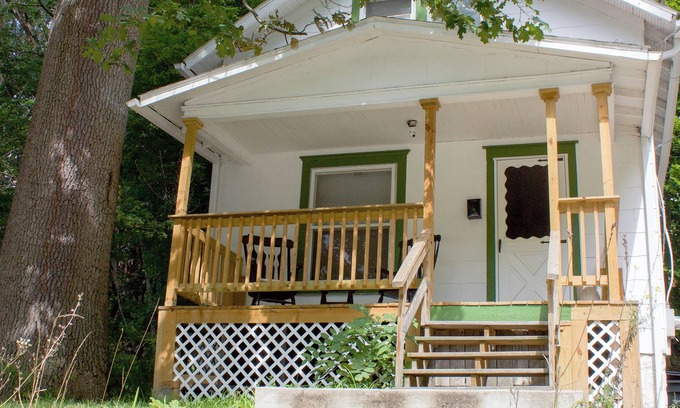 Elizabeth Park Valley House | Cozy Hillside home, designed for both comfort and durability. Pets Welcome