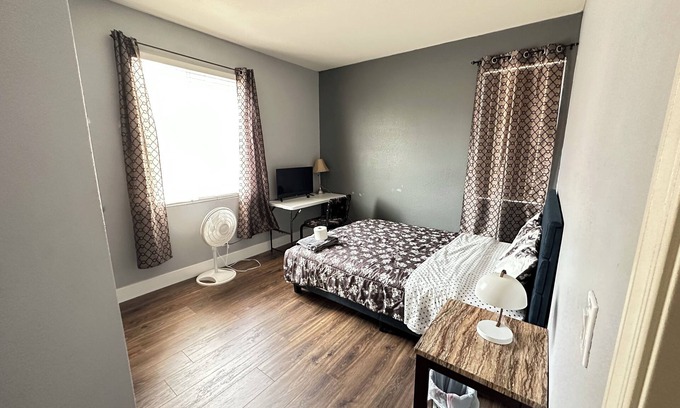 Spring Valley House | Cozy Home 1-1