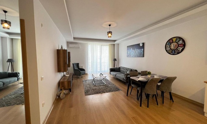 Esenyurt Apartment | Cozy Home 1 Room 1 Living Room Apartment