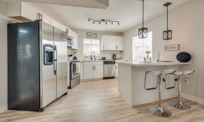 North Las Vegas House | Cozy home! 18 min away from Strip and Fremont!