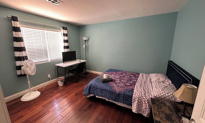Spring Valley House | Cozy Home 2-4