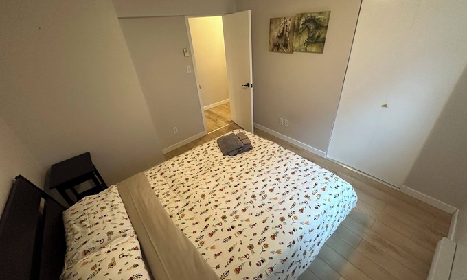 Saanich House | Cozy home close to downtown and Uvic