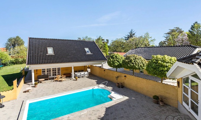 Smidstrup Strand House | Cozy home in Gilleleje