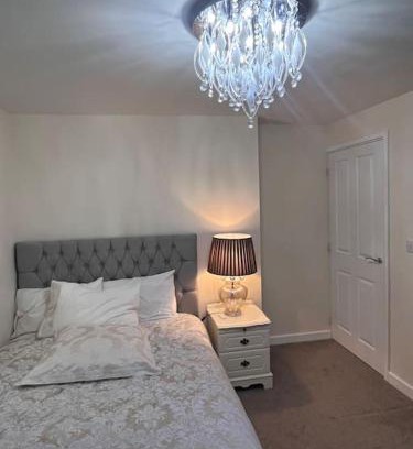 Bardsley House | Cozy home in Greater Manchester