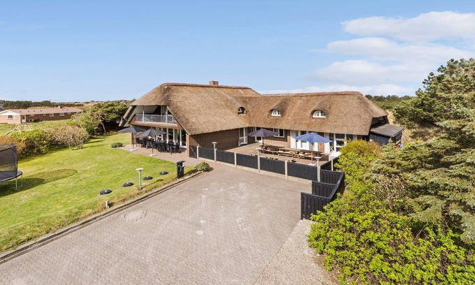 Klegod Strand House | Cozy home in Ringkøbing with sauna