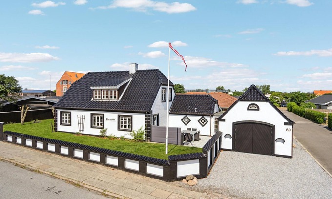 Skagen House | Cozy home in Skagen with kitchen