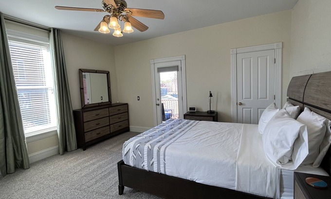 Soulard House | Cozy home in Soulard