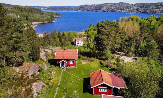 Stromstad O House | Cozy home in Strömstad with WiFi