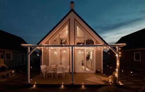 Wandlitz House | Cozy Home In Wandlitz With Sauna