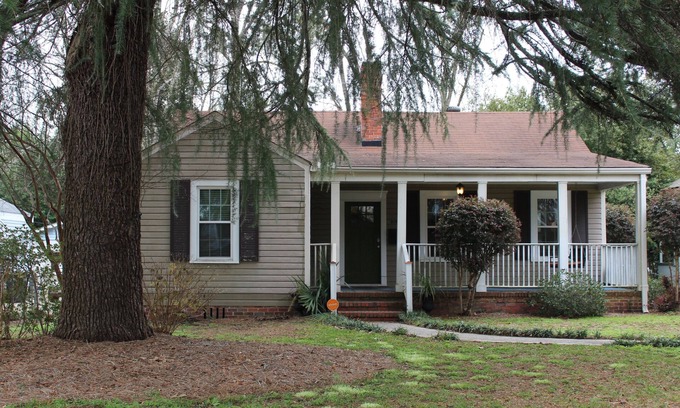 Summerville House | Cozy home, only 1.5 miles from Augusta National
