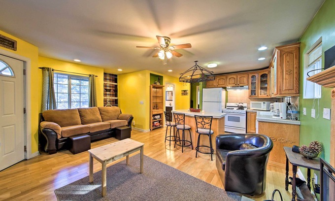 Big Bear House | Cozy Home w/Wood Fireplace: 4 Mi to Big Bear Lake