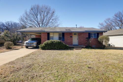 Oxford House | Cozy Home with Grill Walkable Oxford Location